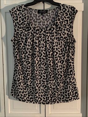 Kasper Black & White Leopard Print Sleeveless Blouse